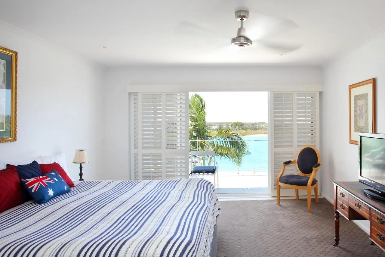 Noosa Quays Waterfront Accomodation