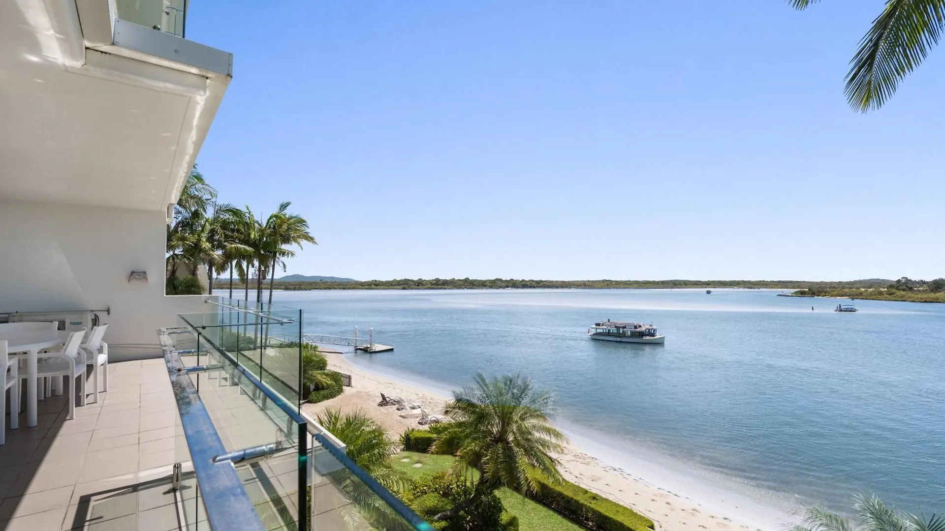 Noosa Quays Waterfront Accomodation Lägenhet